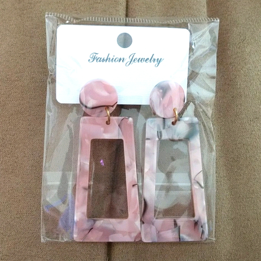 😀 🆕 NWOT EARRINGS PIERCED FASHION